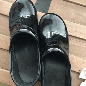 Dansko Professional Blk Patent Leather sz40 US 9.5